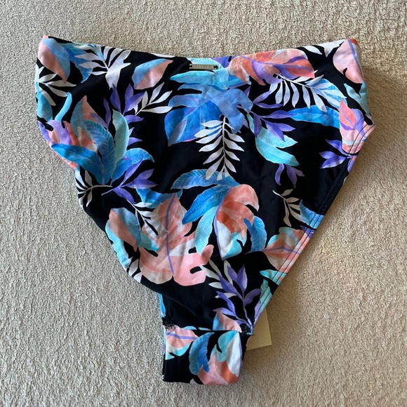 NWT Sea Level Botanica Cross Front Top & Retro High Waist Bottom 4-6 - Picture 12 of 15